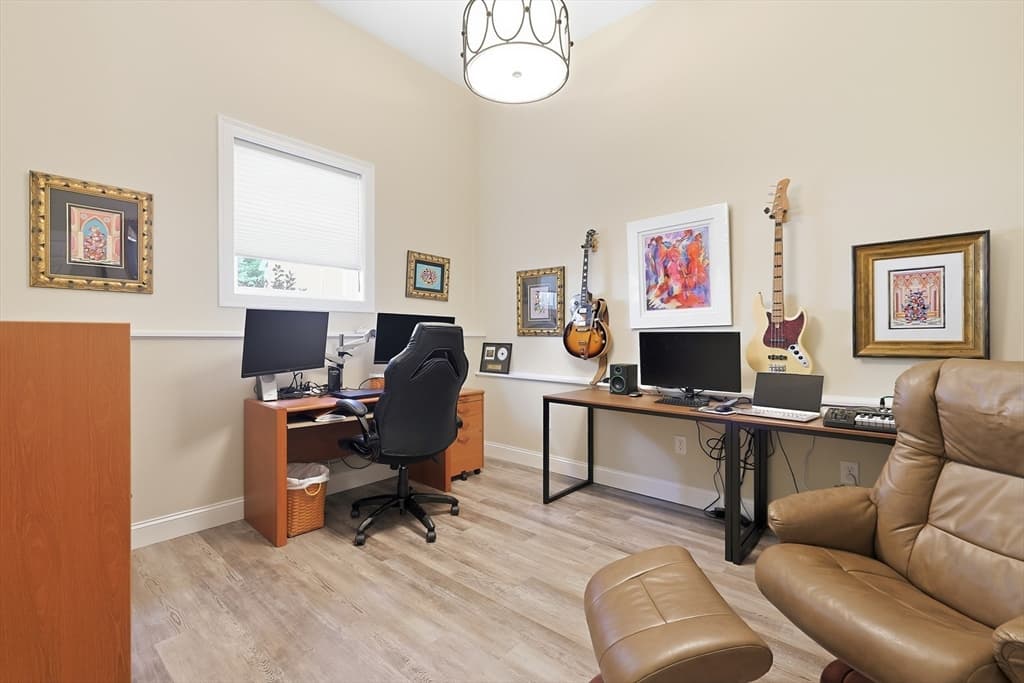 Condominium at 17 Cypress # 1, Exeter NH 03833, Exeter, photo 33 of 42