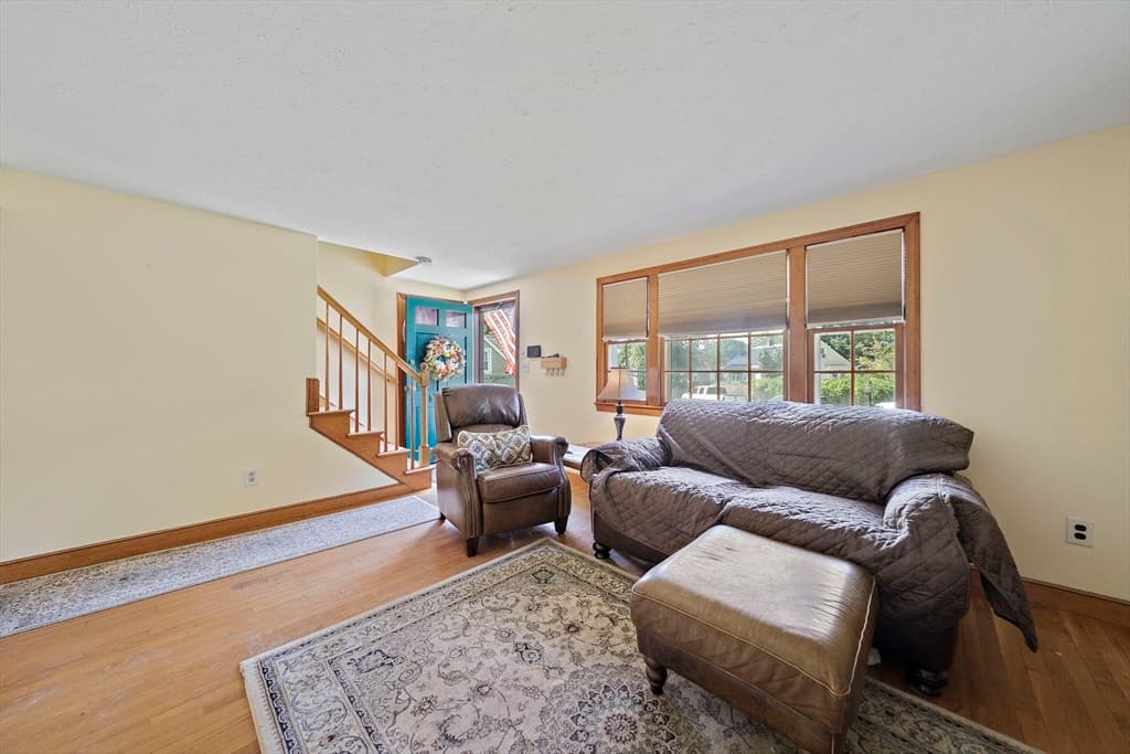 Single Family Residence at 36 Concord St, Brockton MA 02302, Brockton, photo 12 of 37