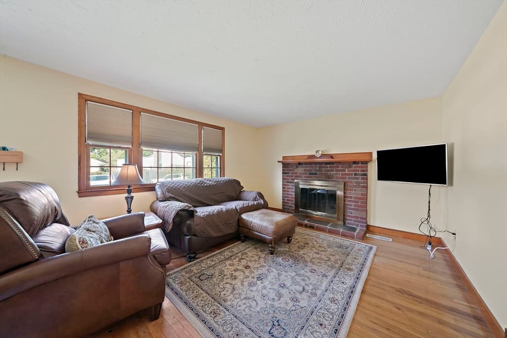 Single Family Residence at 36 Concord St, Brockton MA 02302, Brockton, photo 10 of 37