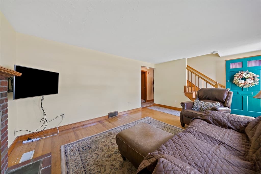 Single Family Residence at 36 Concord St, Brockton MA 02302, Brockton, photo 11 of 37