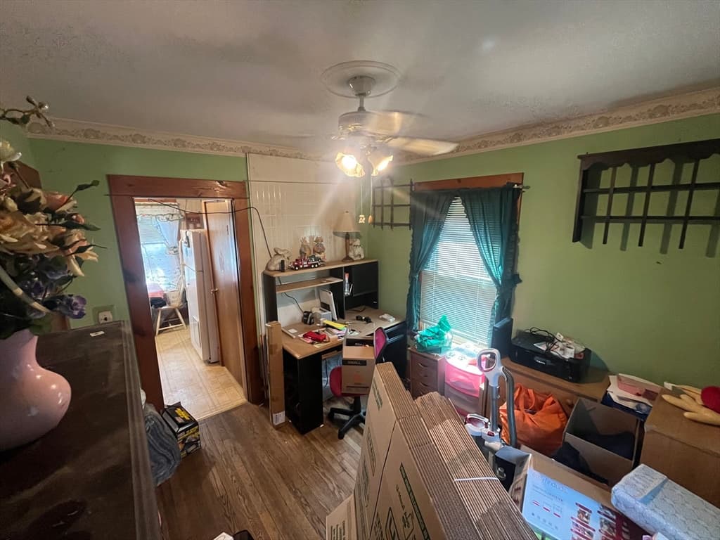Single Family Residence at 104 Balis St, Springfield MA 01109, Springfield, photo 18 of 30