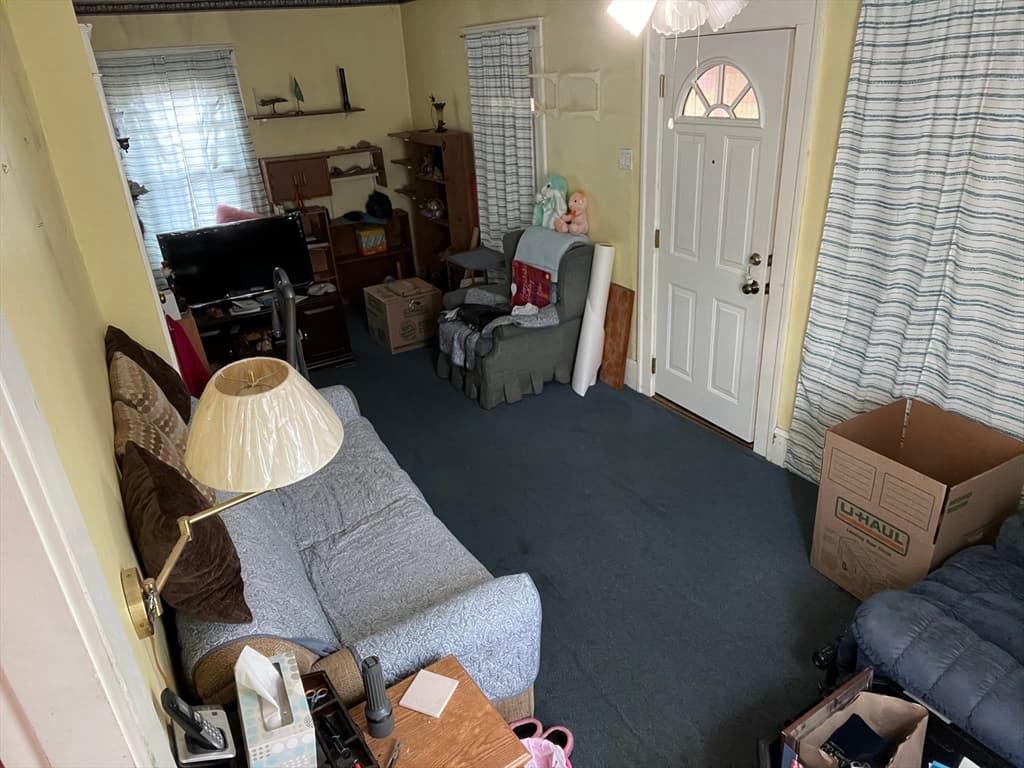Single Family Residence at 104 Balis St, Springfield MA 01109, Springfield, photo 11 of 30