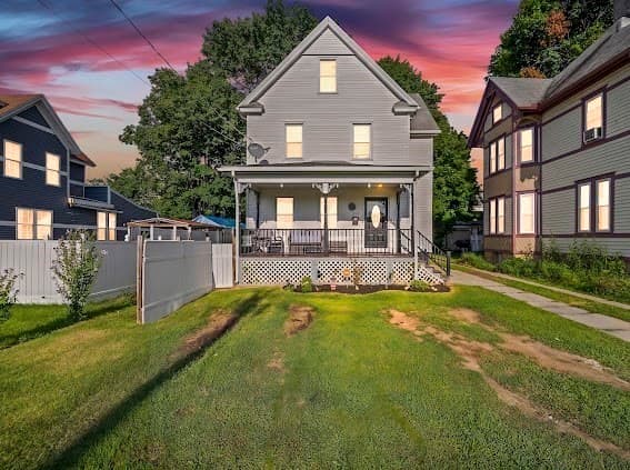 Single Family Residence at 275 Broadway St, Chicopee MA 01020, Chicopee, photo 9 of 34