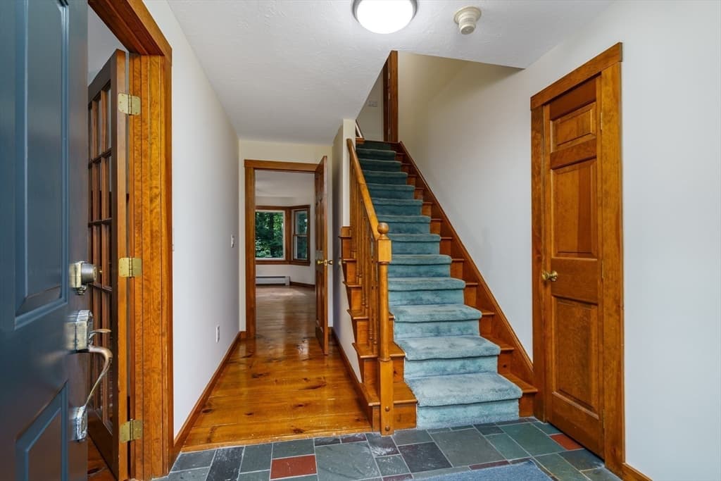 Single Family Residence at 123 Saunders Street, Gardner MA 01440, Gardner, photo 27 of 42