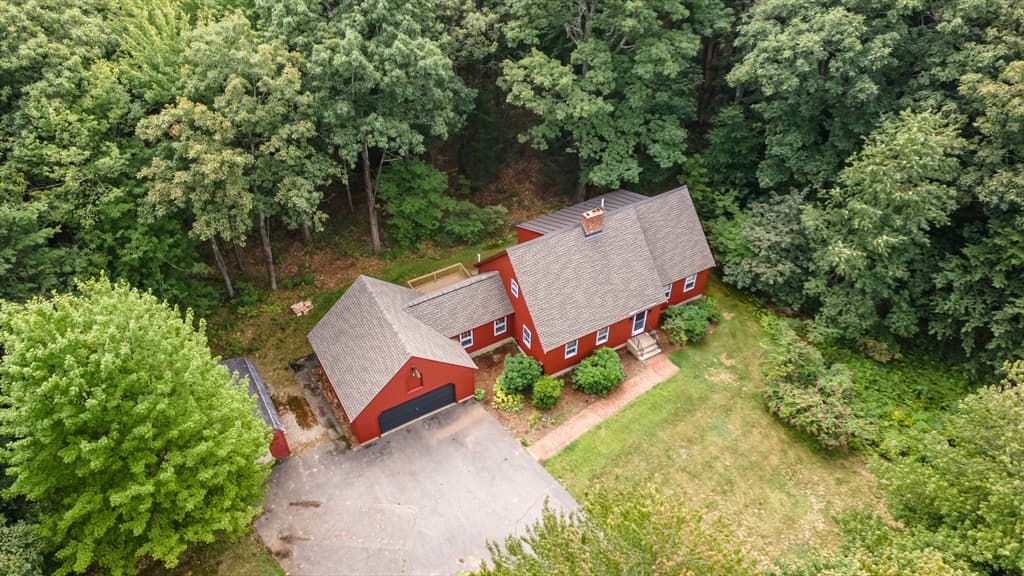 Single Family Residence at 123 Saunders Street, Gardner MA 01440, Gardner, photo 3 of 42