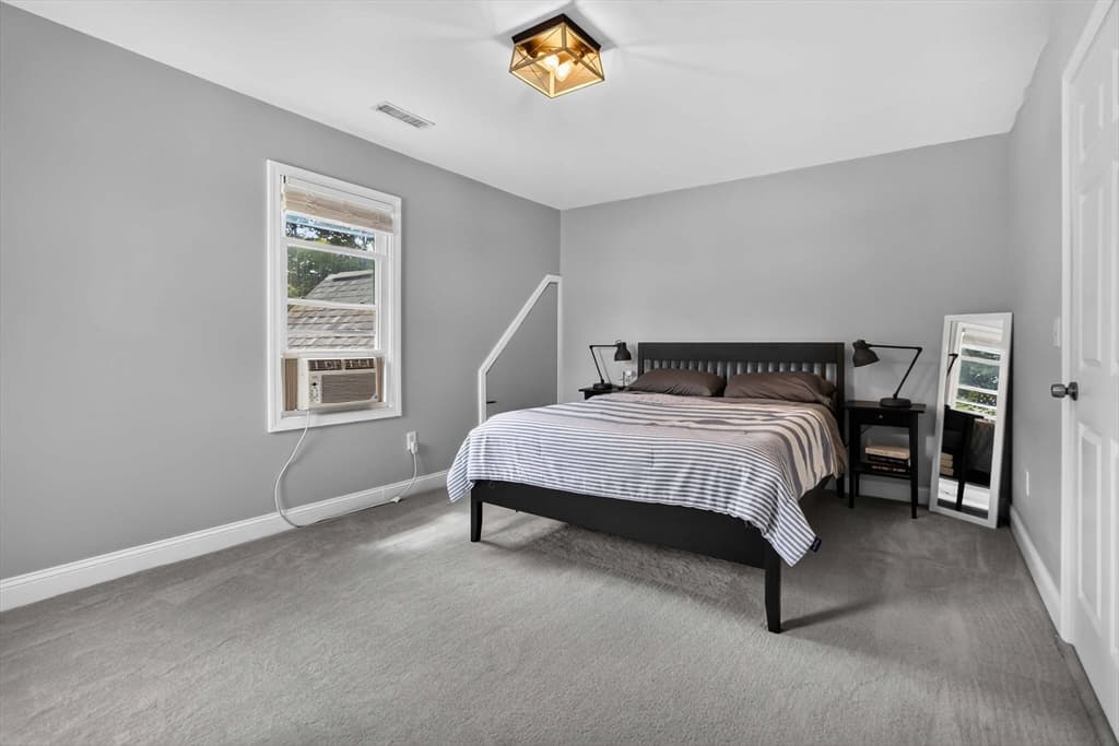 Single Family Residence at 6 Carter Pl, Woburn MA 01801, Woburn, photo 20 of 42