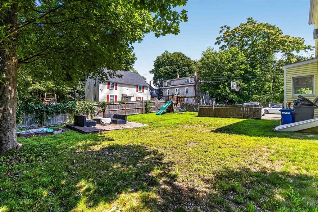 Single Family Residence at 6 Carter Pl, Woburn MA 01801, Woburn, photo 30 of 42