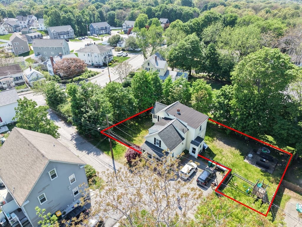 Single Family Residence at 6 Carter Pl, Woburn MA 01801, Woburn, photo 35 of 42