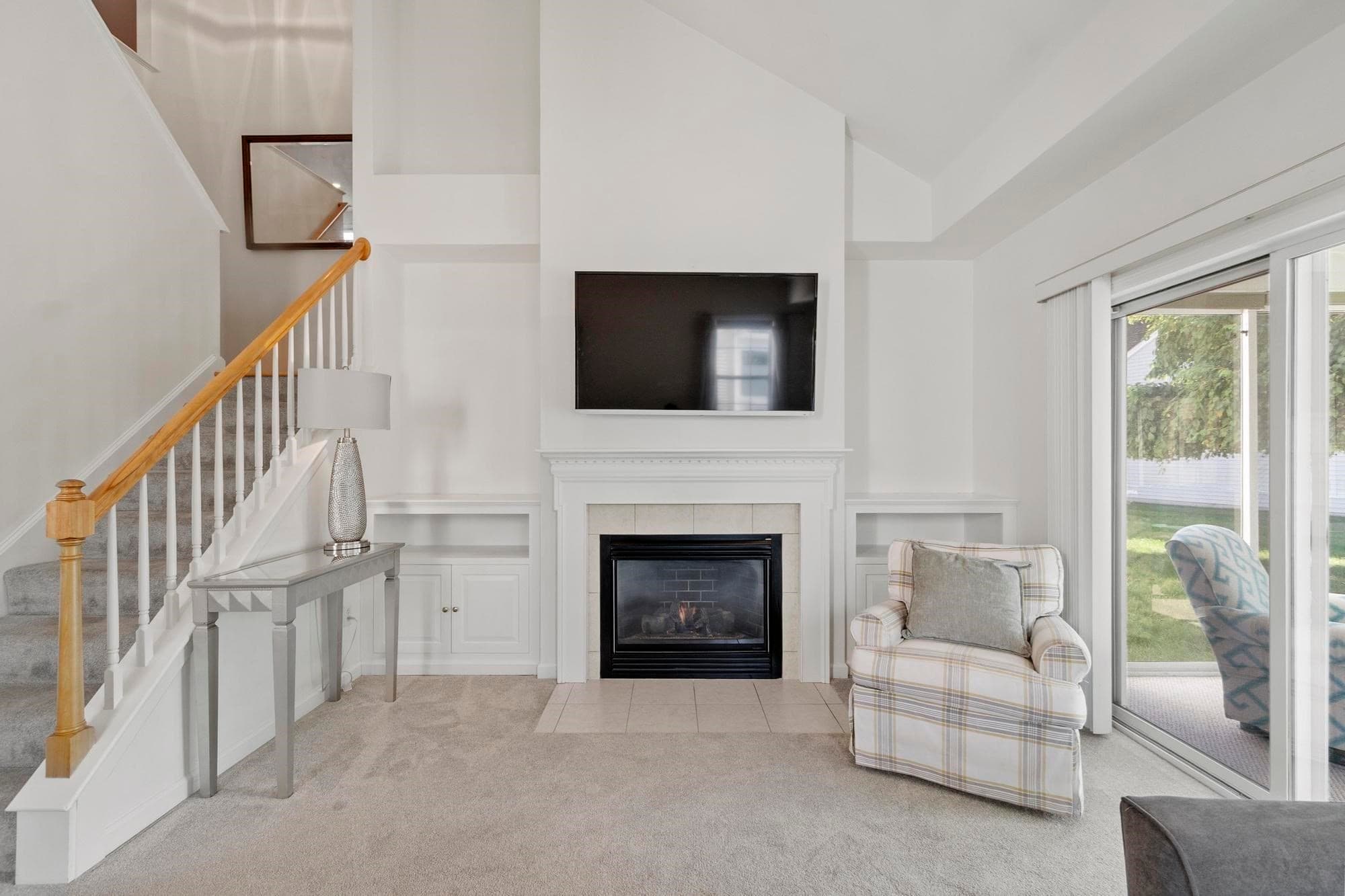 Condominium at 18 Hartland Way # 18, Acton MA 01720, Acton, photo 8 of 40