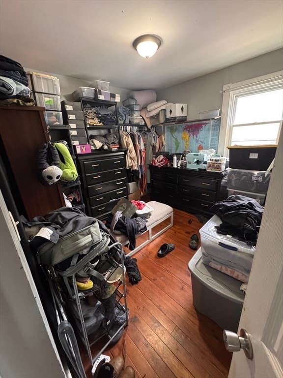 3 Family at 158 Thompson St, New Bedford MA 02740, New Bedford, photo 10 of 19