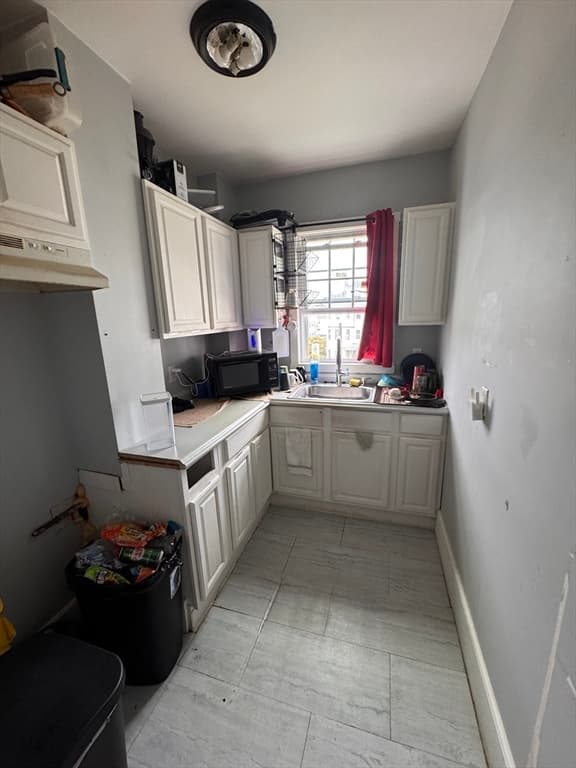 3 Family at 158 Thompson St, New Bedford MA 02740, New Bedford, photo 14 of 19