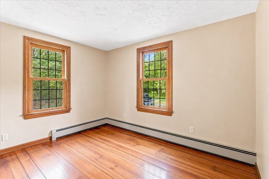 Single Family Residence at 43 E Russell Mills Rd, Plymouth MA 02360, Plymouth, photo 18 of 34