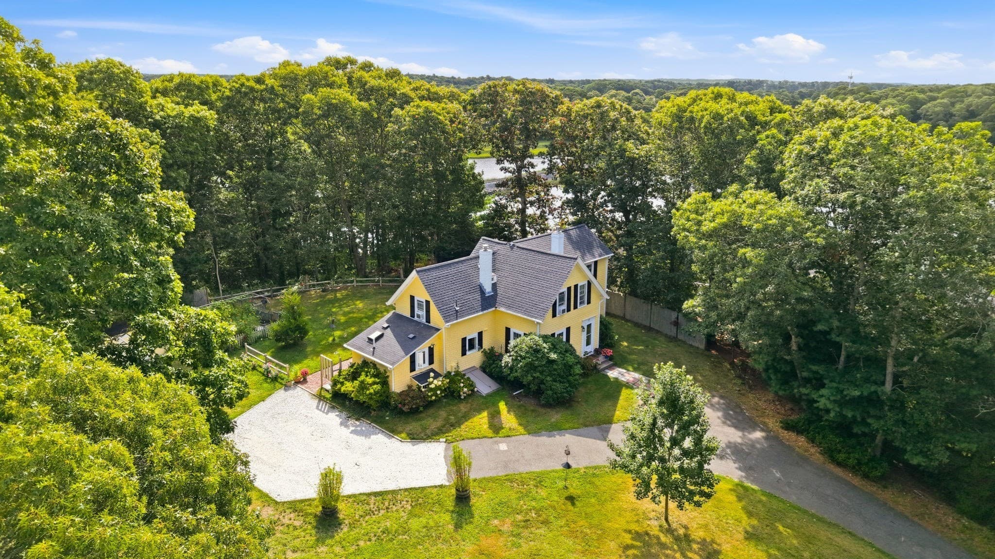 775 Shore Rd, Bourne MA 02559