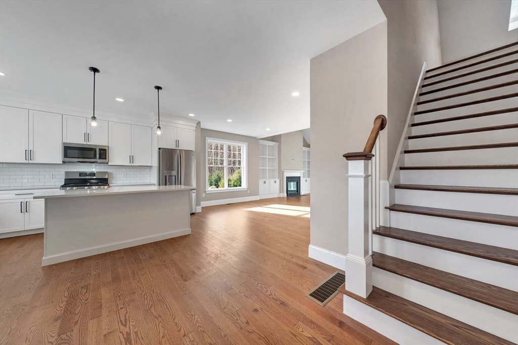 Condominium at 8 Weber Farm Road # 8, Wrentham MA 02093, Wrentham, photo 3 of 30