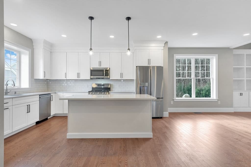 Condominium at 8 Weber Farm Road # 8, Wrentham MA 02093, Wrentham, photo 4 of 30