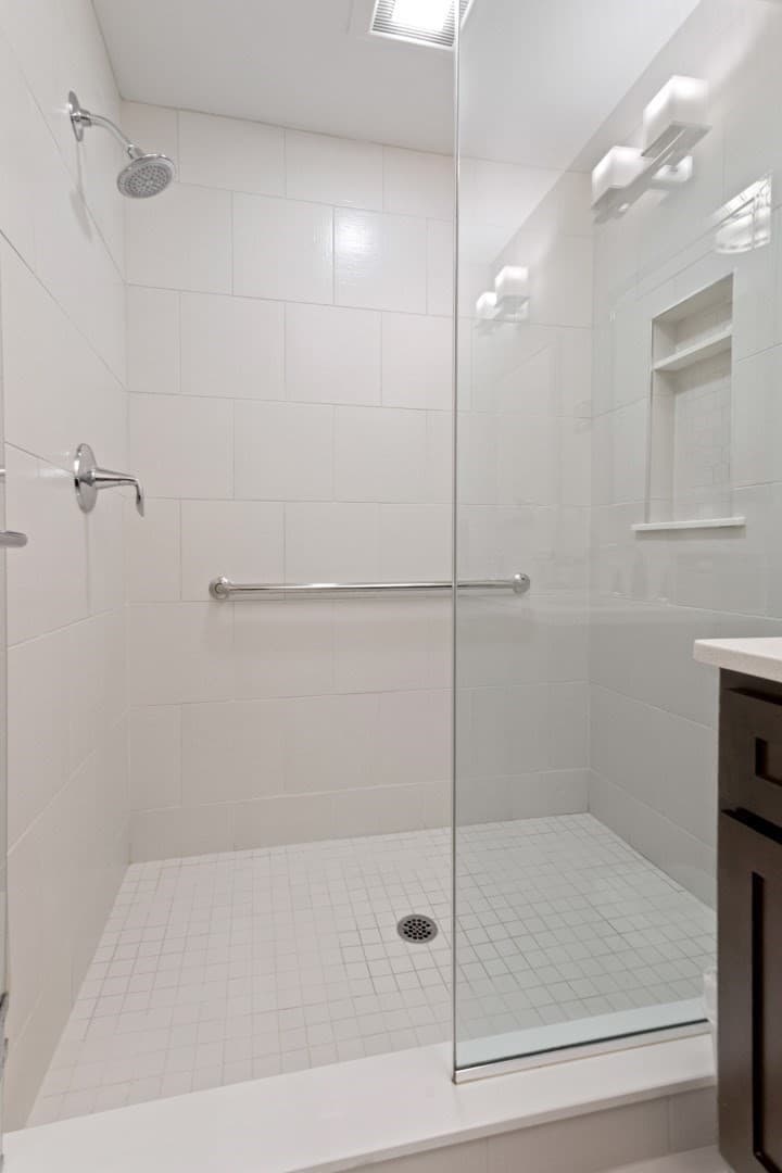 Condominium at 201 Elliott Street # 100, Beverly MA 01915, Beverly, photo 25 of 41