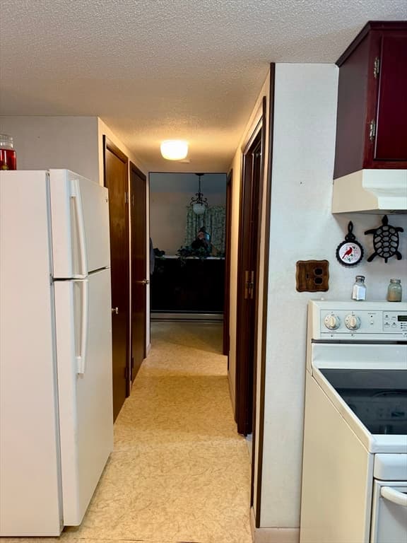 Single Family Residence at 4 Highland Circle, Montague MA 01376, Montague, photo 16 of 35