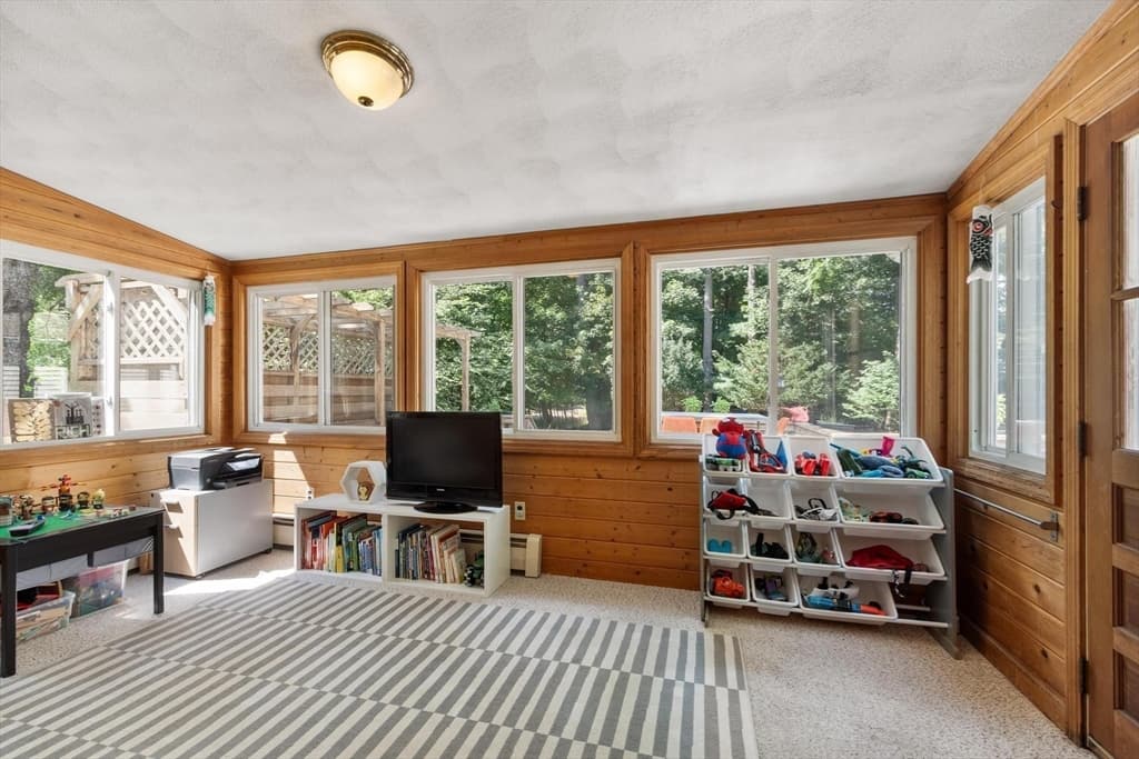 Single Family Residence at 804 Main Street, Lynnfield MA 01940, Lynnfield, photo 20 of 42