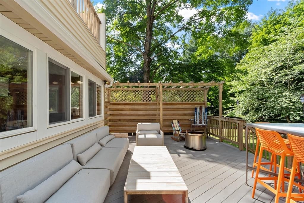 Single Family Residence at 804 Main Street, Lynnfield MA 01940, Lynnfield, photo 29 of 42