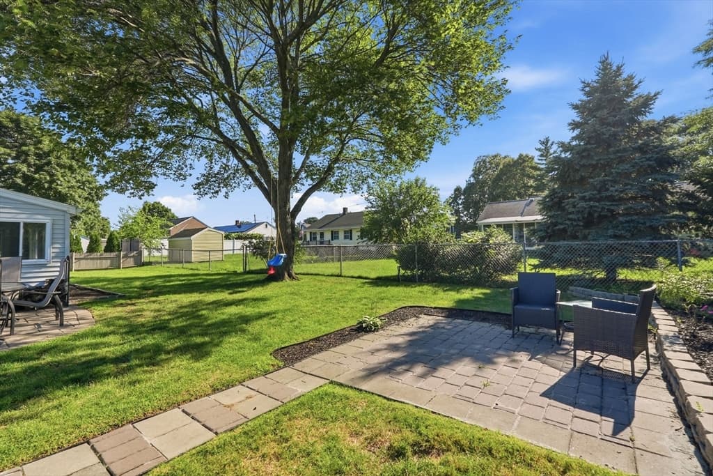 Single Family Residence at 16 Robert Ave, Woburn MA 01801, Woburn, photo 32 of 38