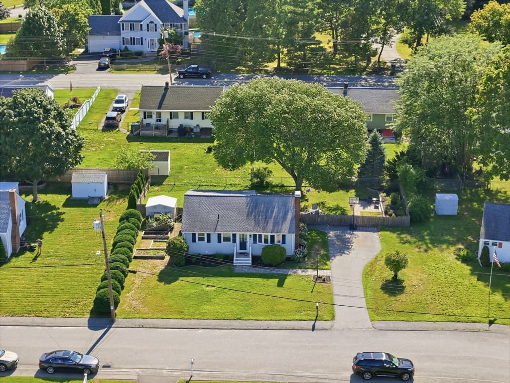 Single Family Residence at 16 Robert Ave, Woburn MA 01801, Woburn, photo 34 of 38