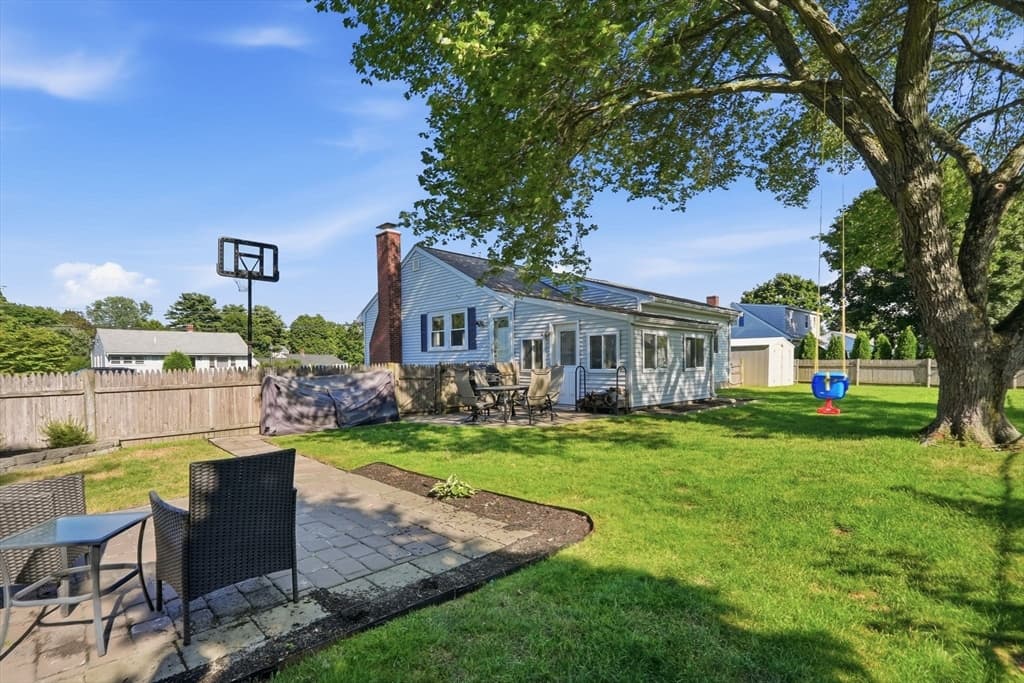 Single Family Residence at 16 Robert Ave, Woburn MA 01801, Woburn, photo 29 of 38