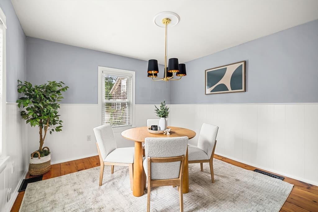 Single Family Residence at 53 Sewall St, Marblehead MA 01945, Marblehead, photo 12 of 28