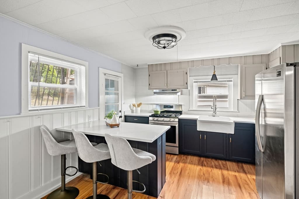 Single Family Residence at 53 Sewall St, Marblehead MA 01945, Marblehead, photo 8 of 28