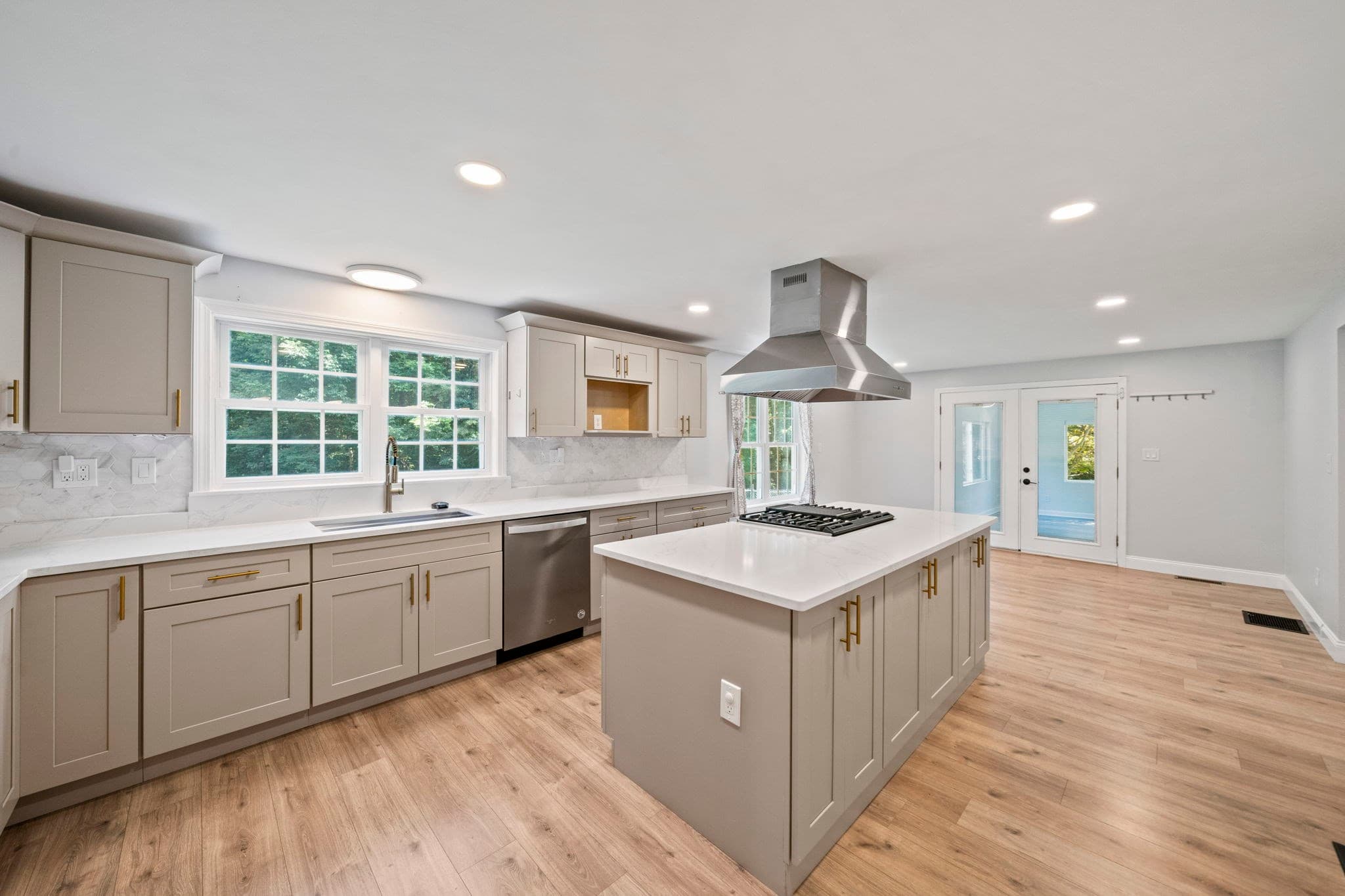Single Family Residence at 379 West Washington Street, Hanson MA 02341, Hanson, photo 5 of 42