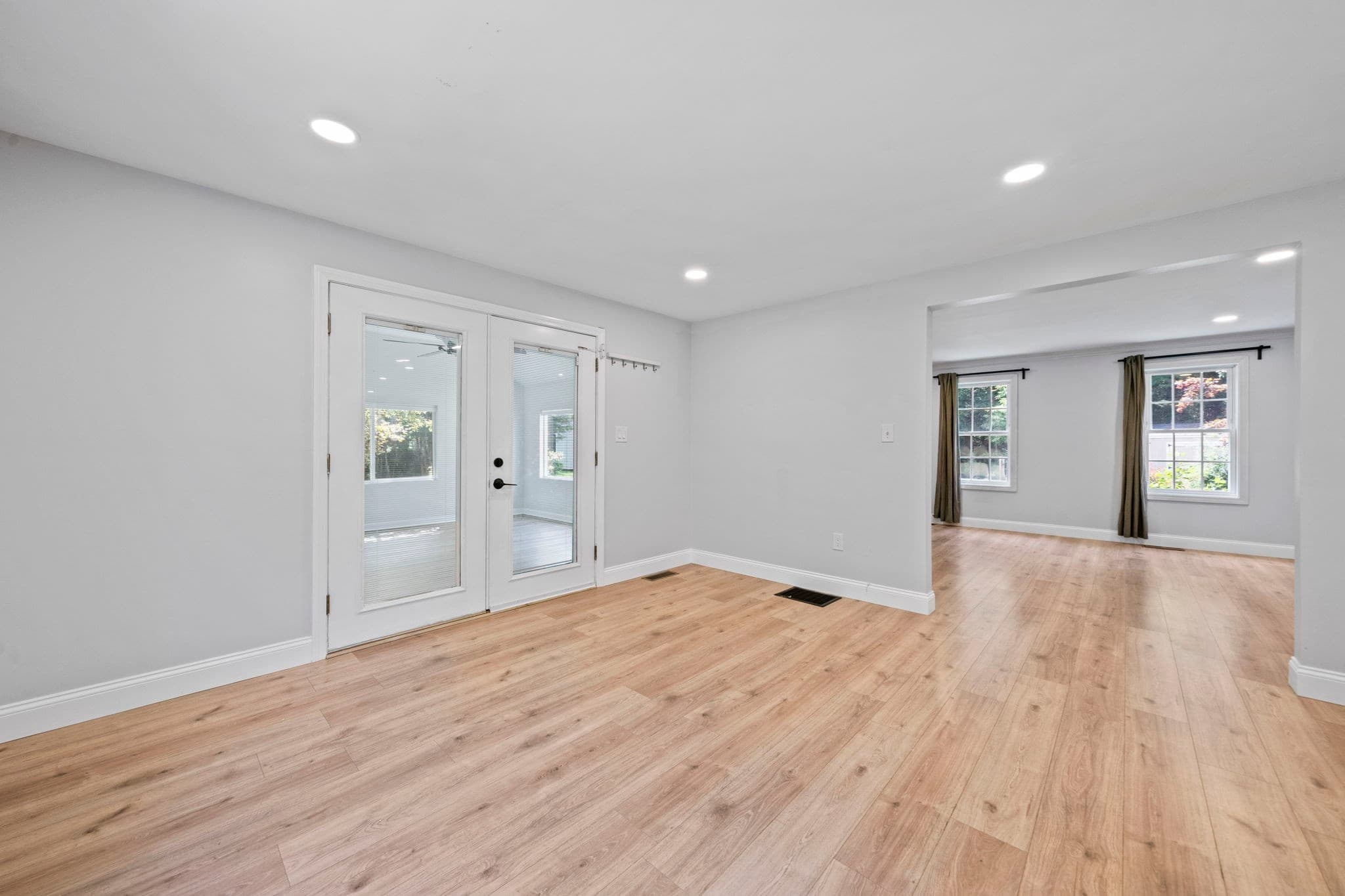 Single Family Residence at 379 West Washington Street, Hanson MA 02341, Hanson, photo 8 of 42