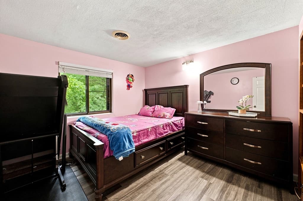 Condominium at 95 Commons Dr # 107, Shrewsbury MA 01545, Shrewsbury, photo 20 of 39