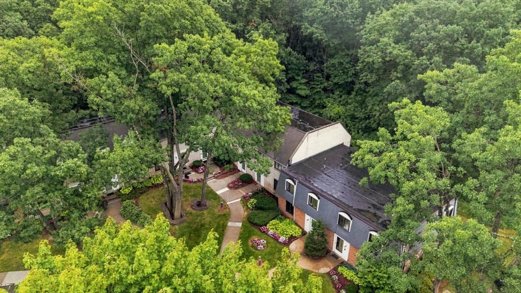 Condominium at 95 Commons Dr # 107, Shrewsbury MA 01545, Shrewsbury, photo 30 of 39