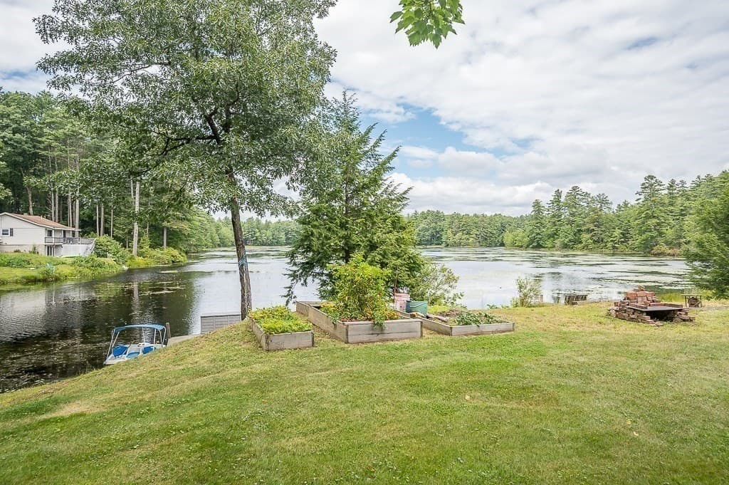 Single Family Residence at 5 Abenaki St, Hubbardston MA 01452, Hubbardston, photo 16 of 42