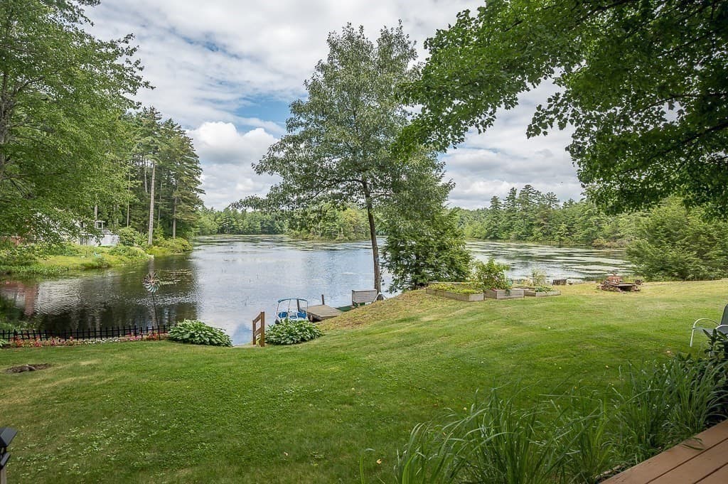 Single Family Residence at 5 Abenaki St, Hubbardston MA 01452, Hubbardston, photo 12 of 42