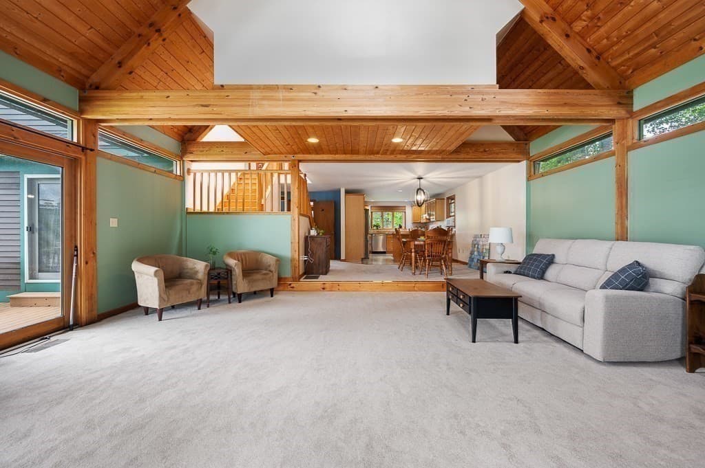 Single Family Residence at 5 Abenaki St, Hubbardston MA 01452, Hubbardston, photo 18 of 42