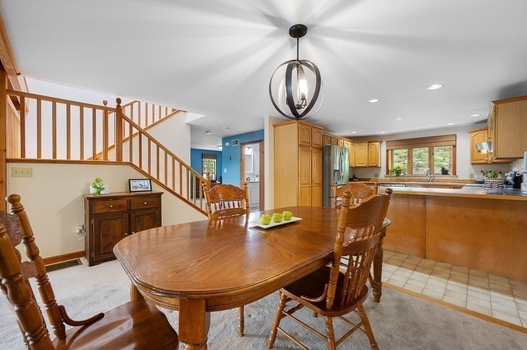 Single Family Residence at 5 Abenaki St, Hubbardston MA 01452, Hubbardston, photo 19 of 42