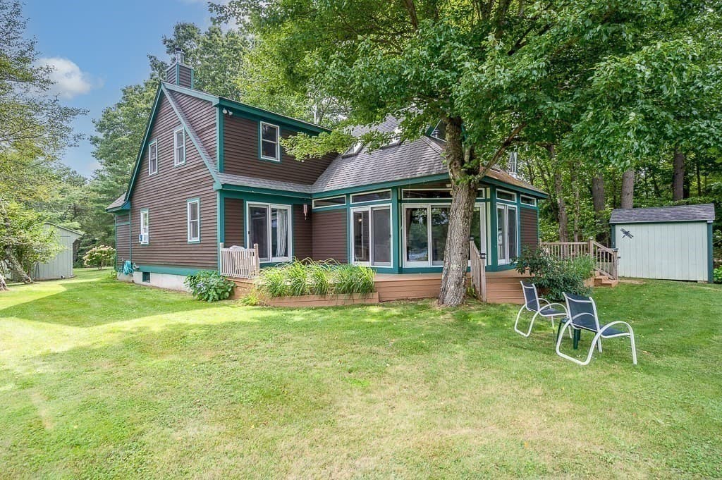 Single Family Residence at 5 Abenaki St, Hubbardston MA 01452, Hubbardston, photo 8 of 42