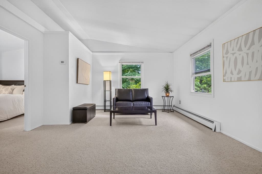 Single Family Residence at 6 Fernbrook Rd, Northborough MA 01532, Northborough, photo 5 of 26