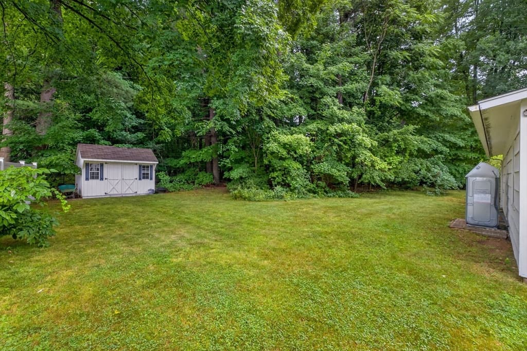 Single Family Residence at 6 Fernbrook Rd, Northborough MA 01532, Northborough, photo 25 of 26