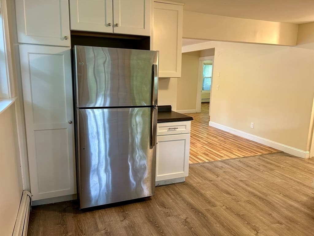 Single Family Residence at 410 Silver St, Greenfield MA 01301, Greenfield, photo 12 of 27