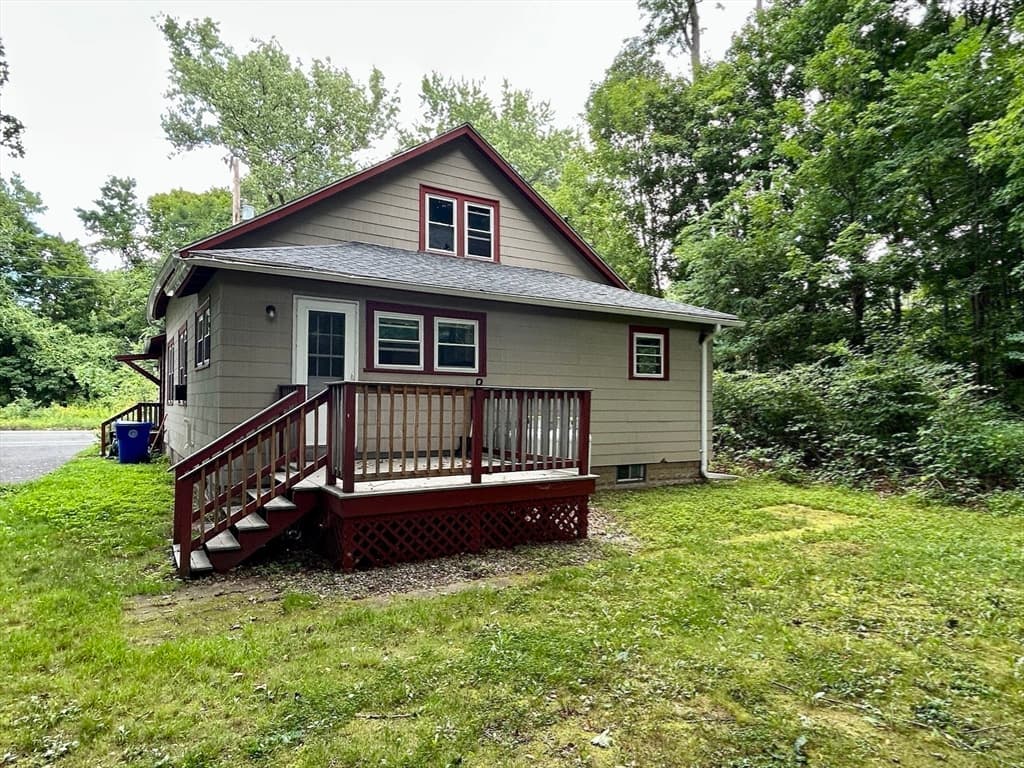 Single Family Residence at 410 Silver St, Greenfield MA 01301, Greenfield, photo 4 of 27