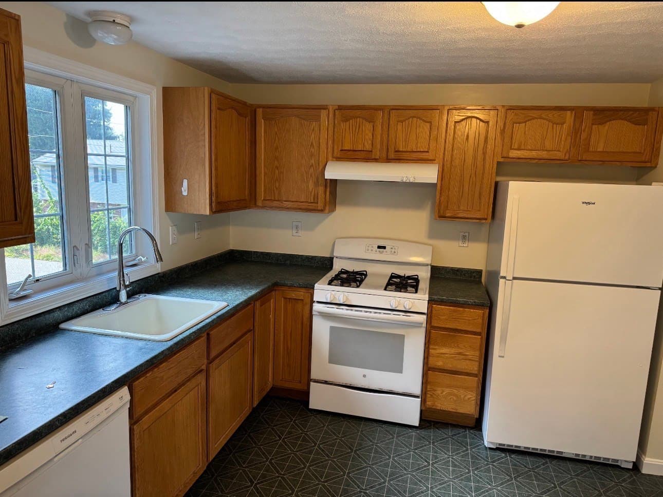 Single Family Residence at 781 Boston Rd, Billerica MA 01821, Billerica, photo 18 of 20