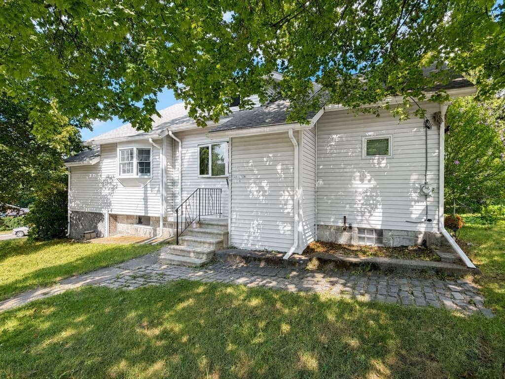 Single Family Residence at 434 Hamilton, Worcester MA 01604, Worcester, photo 2 of 32