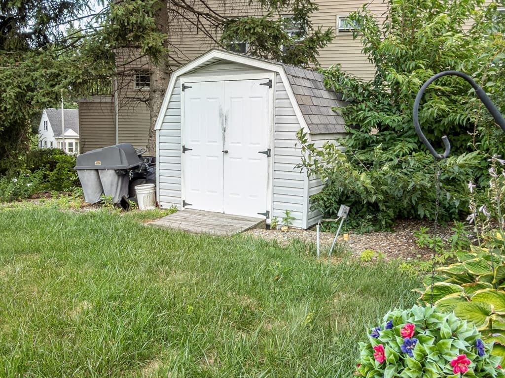 Single Family Residence at 434 Hamilton, Worcester MA 01604, Worcester, photo 32 of 32