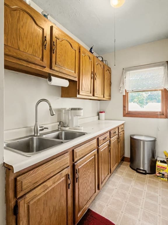 Single Family Residence at 434 Hamilton, Worcester MA 01604, Worcester, photo 14 of 32