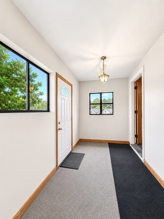 Single Family Residence at 434 Hamilton, Worcester MA 01604, Worcester, photo 4 of 32