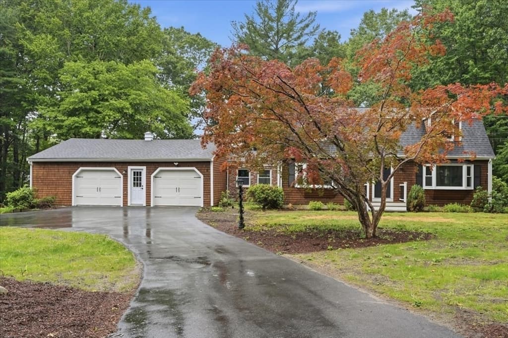 Single Family Residence at 37 Orchard Dr, Pembroke MA 02359, Pembroke, photo 2 of 42