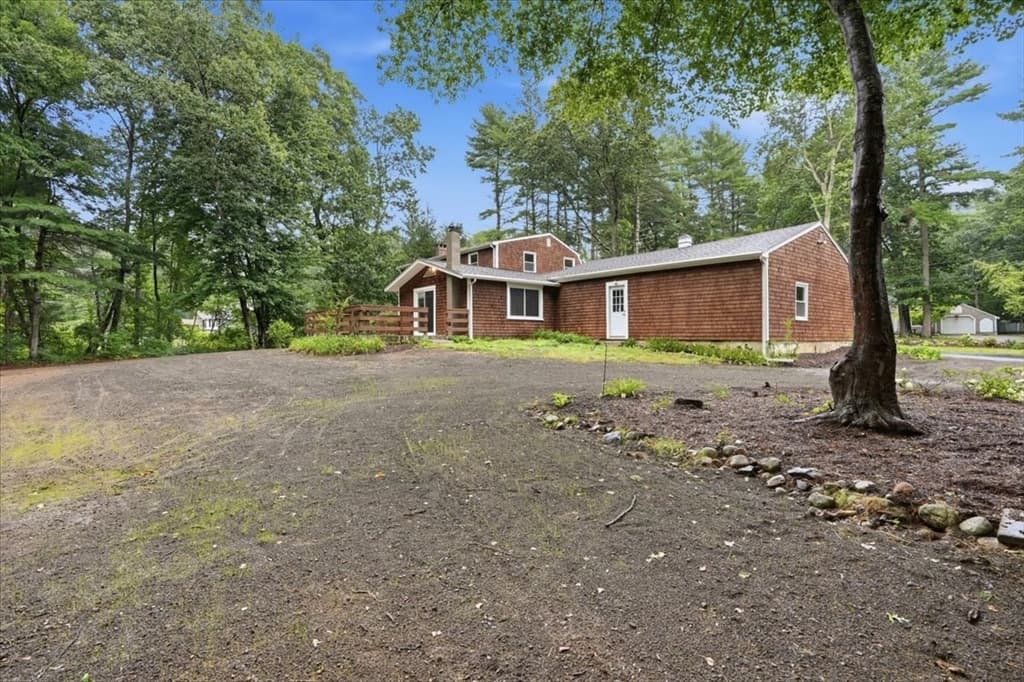 Single Family Residence at 37 Orchard Dr, Pembroke MA 02359, Pembroke, photo 40 of 42