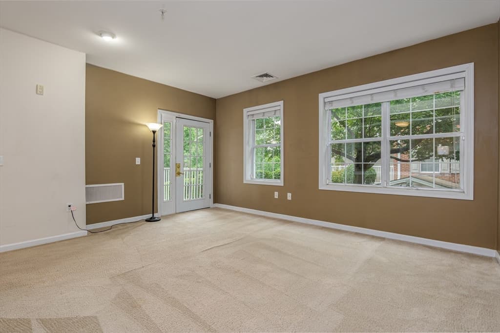 Condominium at 172 Haverhill St # 219, Andover MA 01810, Andover, photo 8 of 29