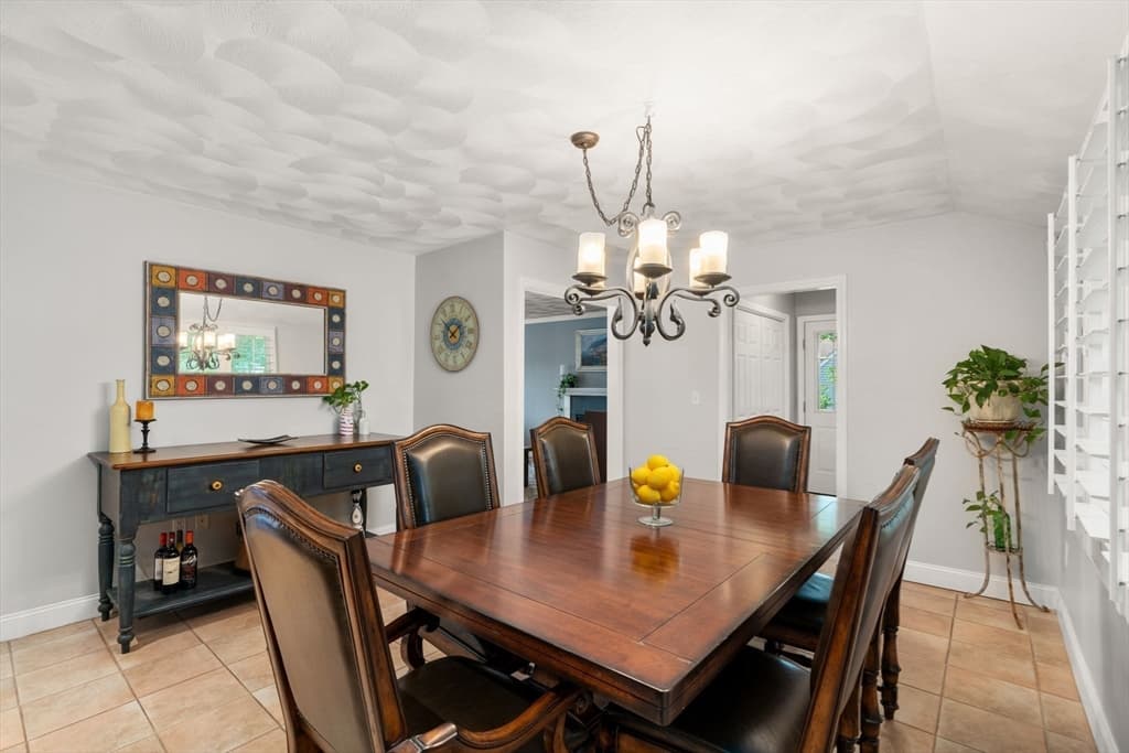 Single Family Residence at 15 Island Road, Lynnfield MA 01940, Lynnfield, photo 10 of 35